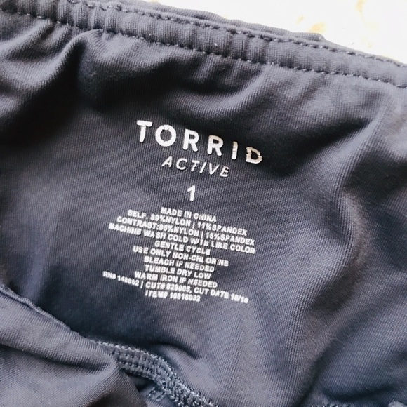 TORRID Active Mesh Cropped Leggings - Picture 6 of 8